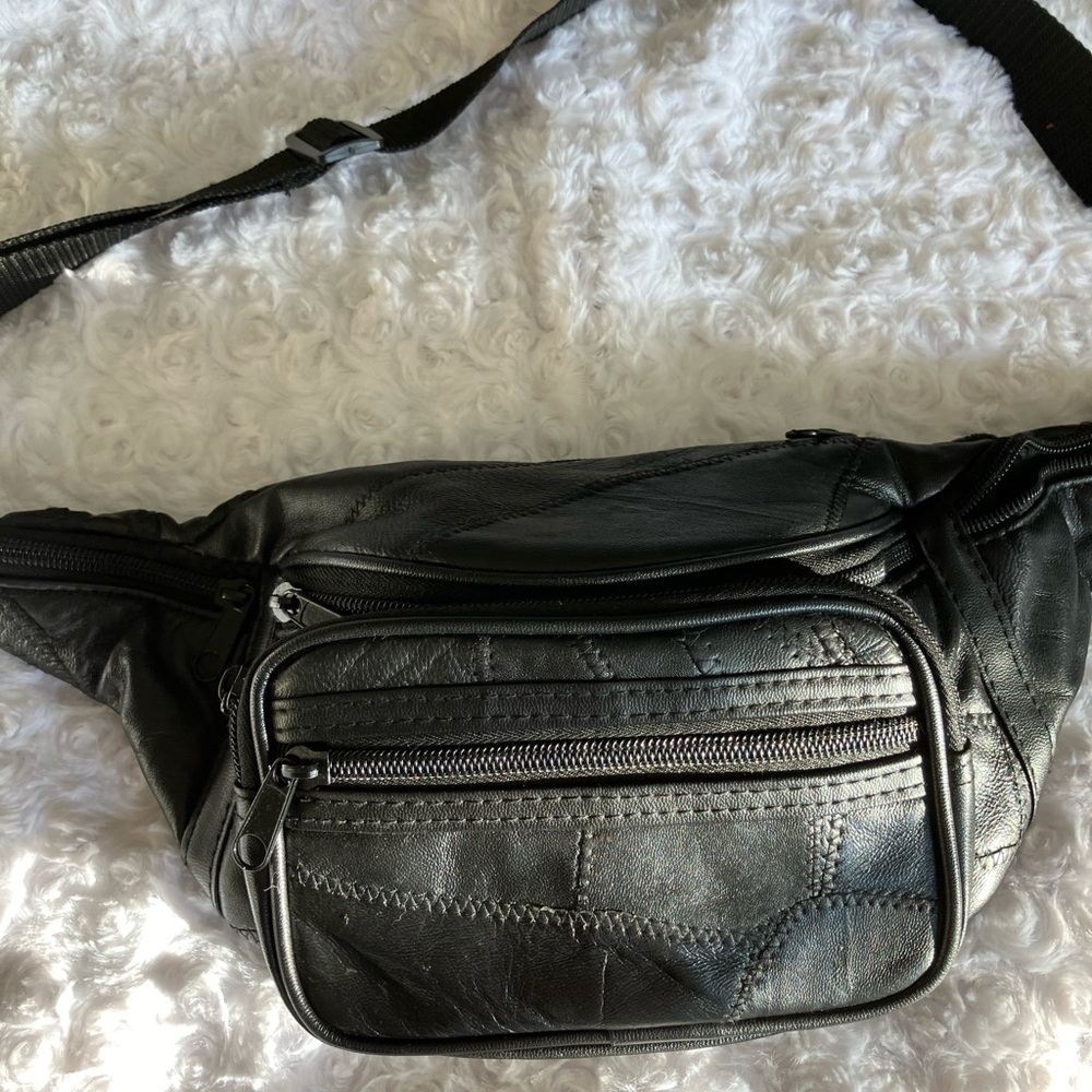 Genuine leather Multi Zipper Fanny Pack/Waist Bag. NWOT